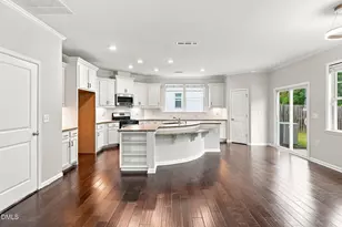 623 Hiddenbrook Dr, Durham, NC 27703 - Photo 3