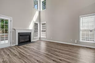 2525 Trailwood Hills Dr, Raleigh, NC 27603 - Photo 9