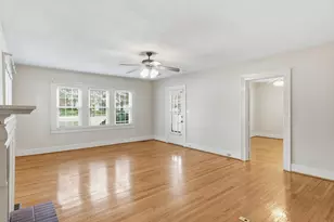 313 Proctor St, Zebulon, NC 27597 - Photo 5