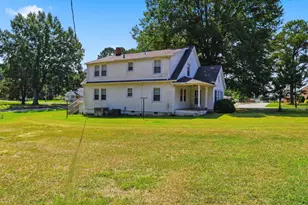 313 Proctor St, Zebulon, NC 27597 - Photo 29
