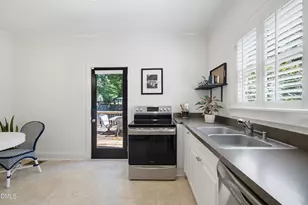 808 Brooklyn St, Raleigh, NC 27605 - Photo 21