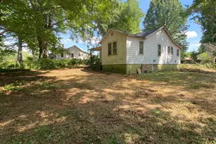 813 Strawberry Rd, Reidsville, NC 27320 - Photo 1