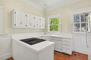 202 N Grn St, Selma, NC 27576 - Photo 9