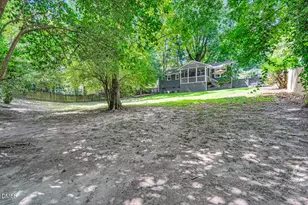 2110 Woodview Dr, Raleigh, NC 27604 - Photo 35
