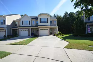 121 Cypress Hill Ln, Holly Springs, NC 27540 - Photo 3