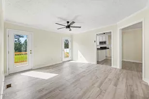 148 Clearwater Dr, Smithfield, NC 27577 - Photo 9