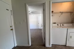 1221 University Ct, Raleigh, NC 27606 - Photo 19