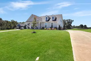 60 Claude Crk Dr, Smithfield, NC 27577 - Photo 1