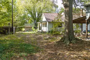 1703 Parkertown Rd, Four Oaks, NC 27524 - Photo 3