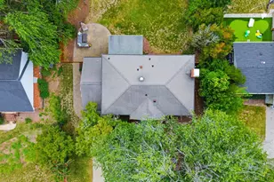 1008 Indian Trail Dr, Raleigh, NC 27609 - Photo 39