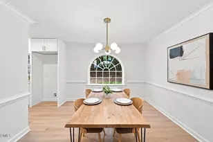 8929 Lindenshire Rd, Raleigh, NC 27615 - Photo 9