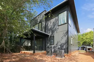 814 E Davie St, Raleigh, NC 27601 - Photo 3