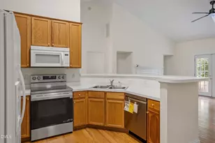 1004 Creek Haven Dr, Holly Springs, NC 27540 - Photo 13