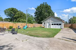 600 N Raiford St, Selma, NC 27576 - Photo 5