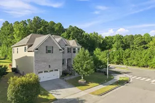 7104 Pamlico Bay Dr, Cary, NC 27519 - Photo 3