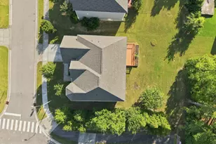 7104 Pamlico Bay Dr, Cary, NC 27519 - Photo 5