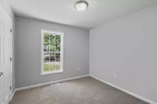 100 Southland Dr, Zebulon, NC 27597 - Photo 13
