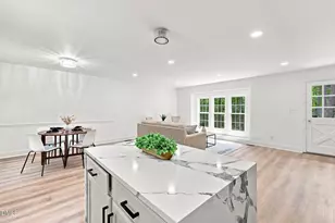507 Sussex Ave, Sanford, NC 27330 - Photo 11