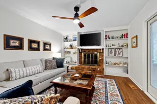 5320 Cherrycrest Ct, Raleigh, NC 27609 - Photo 21