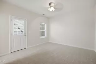 316 Linden Park Ln, Cary, NC 27519 - Photo 3