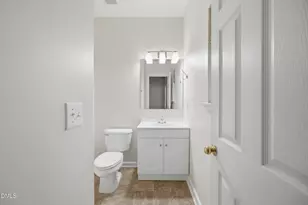 316 Linden Park Ln, Cary, NC 27519 - Photo 5