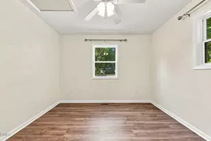 102 W Cardwell St, Madison, NC 27025 - Photo 35