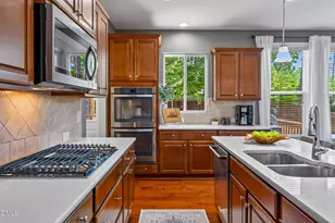 110 Plano Dr, Durham, NC 27703 - Photo 15