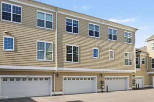 10510 Sablewood Dr, Raleigh, NC 27617 - Photo 25