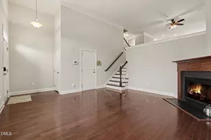 10510 Sablewood Dr, Raleigh, NC 27617 - Photo 5