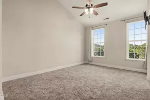 10510 Sablewood Dr, Raleigh, NC 27617 - Photo 17