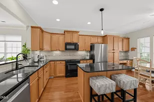 109 Christow Ct, Cary, NC 27519 - Photo 9