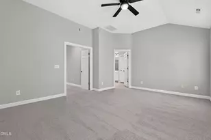 351 Bridgegate Dr, Cary, NC 27519 - Photo 17