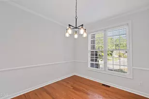 306 Honeywood Ct, Cary, NC 27518 - Photo 15
