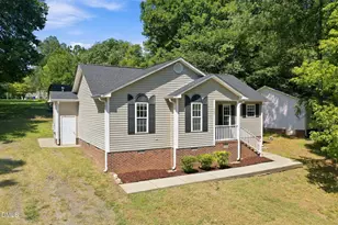 615 N 4th St, Mebane, NC 27302 - Photo 25