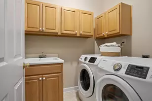 205 Palafox Dr, Chapel Hill, NC 27516 - Photo 17