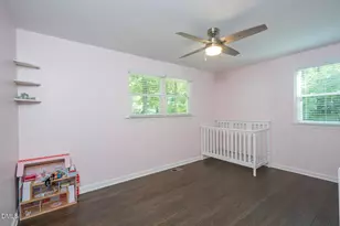 303 Hickory Dr, Chapel Hill, NC 27517 - Photo 11