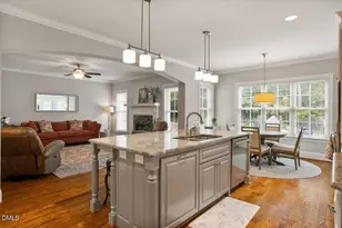 1404 Ivy Ln, Raleigh, NC 27609 - Photo 11