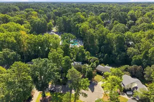 4904 Brookhurst Pl, Raleigh, NC 27609 - Photo 5