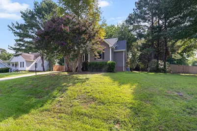 828 Alderleaf Drive, Fuquay Varina, NC 27526 - Photo 3