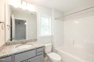 807 E Harnett St, Dunn, NC 28334 - Photo 11