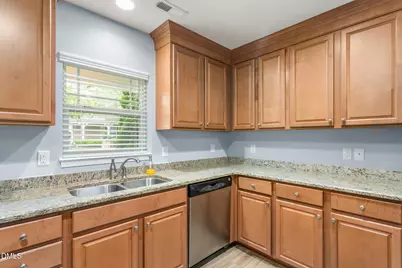 2505 Bartlett Circle, Hillsborough, NC 27278 - Photo 9