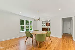 1126 Sourwood Dr, Chapel Hill, NC 27517 - Photo 11