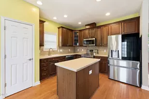 213 Butterbiggins Ln, Apex, NC 27539 - Photo 5