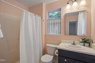 552 Moseley Ln, Raleigh, NC 27601 - Photo 15