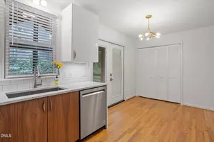 552 Moseley Ln, Raleigh, NC 27601 - Photo 7