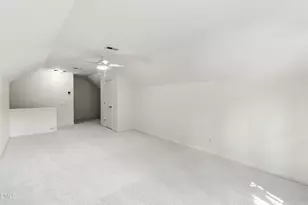 104 Strathburgh Ln, Cary, NC 27518 - Photo 25