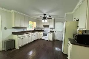 709 N Fir Ave, Siler City, NC 27344 - Photo 3