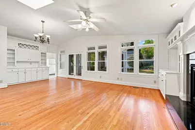 2721 Van Dyke Avenue, Raleigh, NC 27607 - Photo 29
