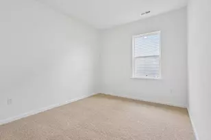421 Conifer St, Sanford, NC 27332 - Photo 9