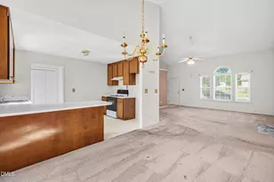 105 McKenzie Cir, Clayton, NC 27520 - Photo 13